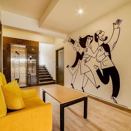 Townhouse Sarvar Hospitality Near Ascendas Park Square Mall Bengaluru Kültér fotó
