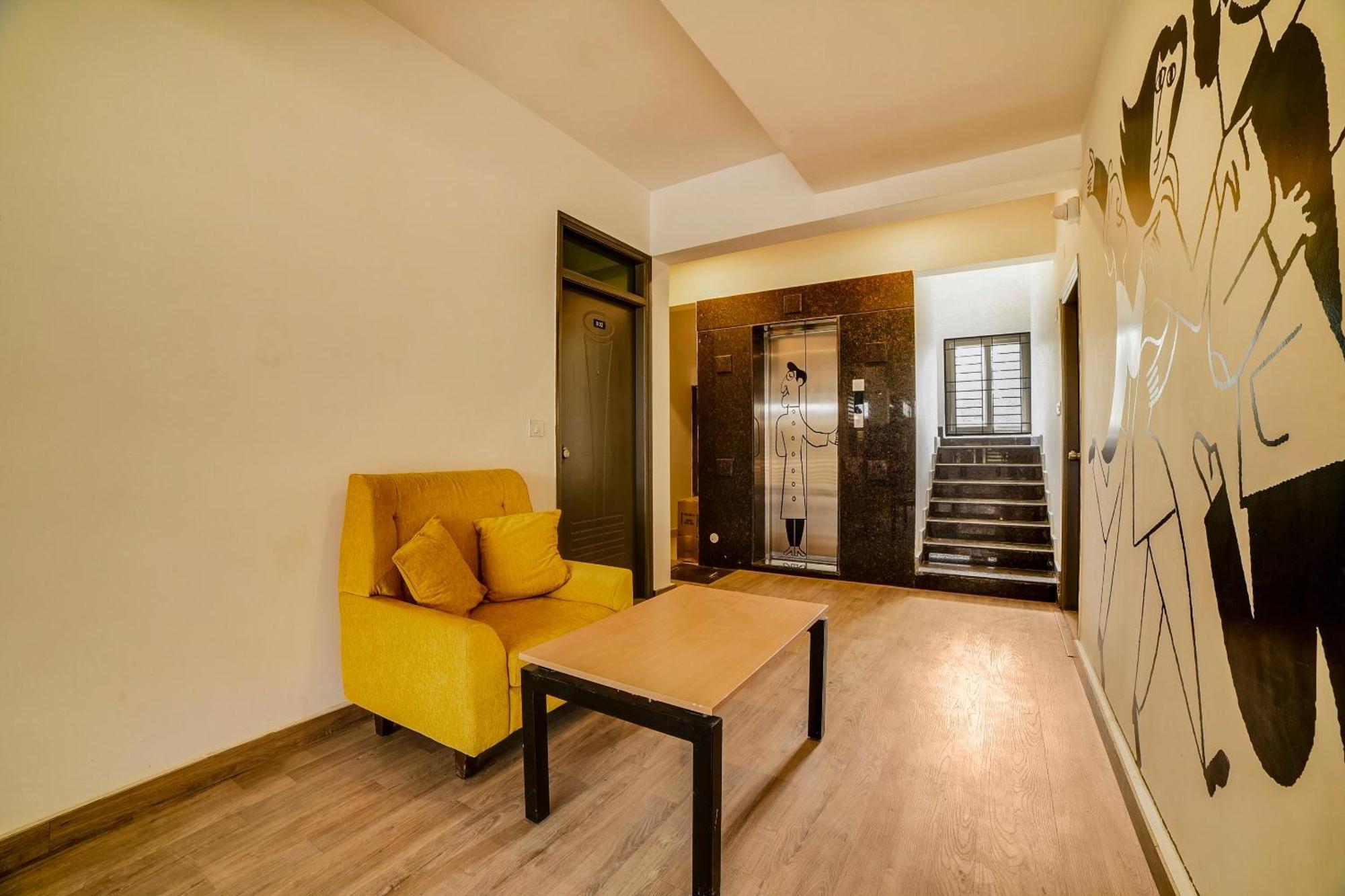 Townhouse Sarvar Hospitality Near Ascendas Park Square Mall Bengaluru Kültér fotó